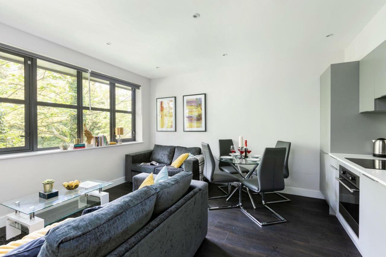 Homely - Watford Premier Apartments Экстерьер фото